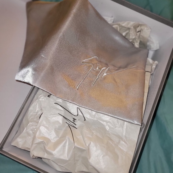 Giuseppe Sneakers - Picture 3 of 10